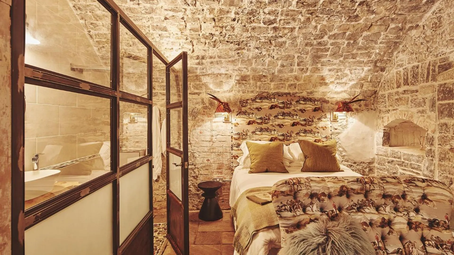 Alium Cottage Barry
